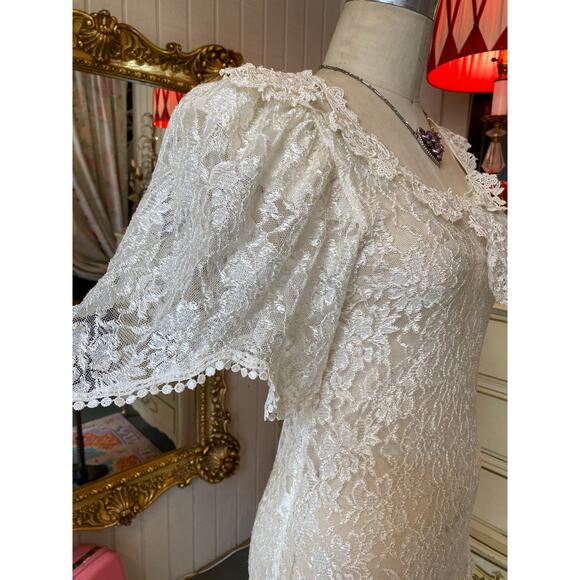 vintage 1980s sheer lace mermaid hem dress with flutter sleeves small wedding - Picture 4 of 10